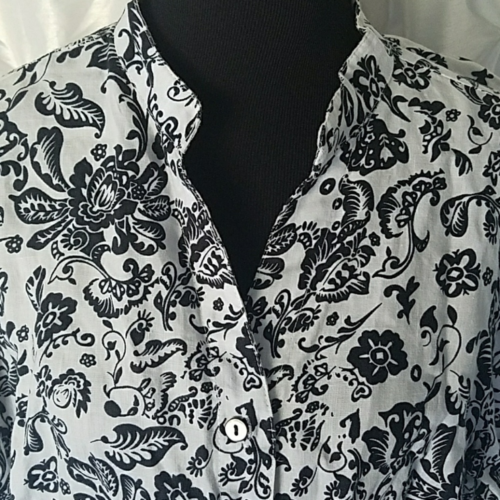 Linen Top - Picture 2 of 3